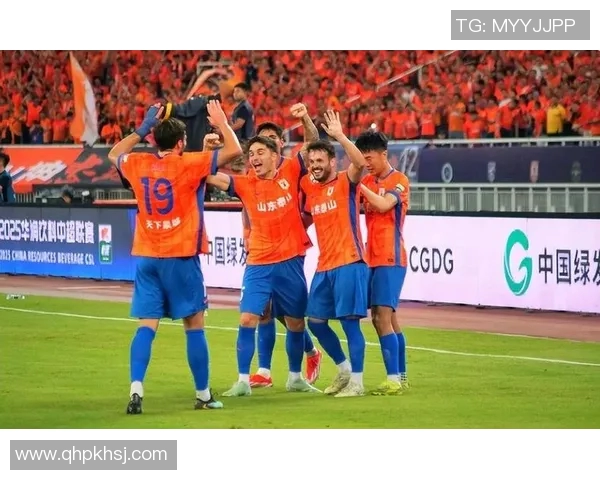 瓦科助攻山东泰山赢得关键比赛展现团队精神与个人能力的完美结合