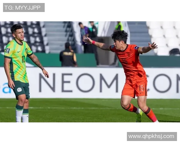 彭啸在U23亚洲杯关键时刻解围助力球队晋级展现出色防守能力